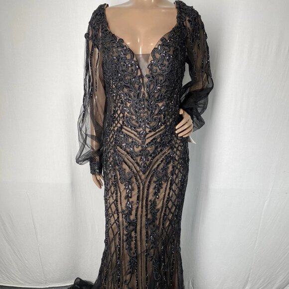 Ladivine Women’s Floral Sequin Mermaid Gown Size: 10 | Color: Black - Picture 1 of 11